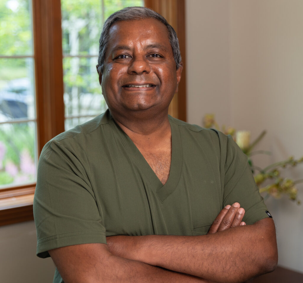 A headshot of Dr. Elluru, the best plastic surgeon in Kalamazoo